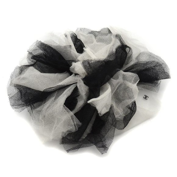 Authenticity Guaranteed Chanel Hair Combs Black Canvas 17A France - Picture 1 of 4